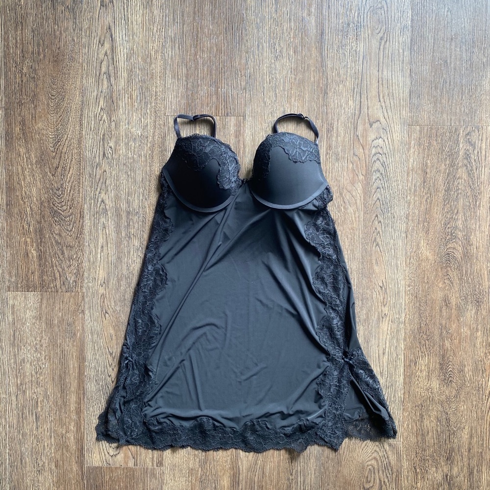 NEW Victoria’s Secret Lingerie Size 34D
